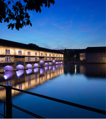 Philips ilumina la Gran Isla de Estrasburgo creando efectos de iluminación sorprendentes